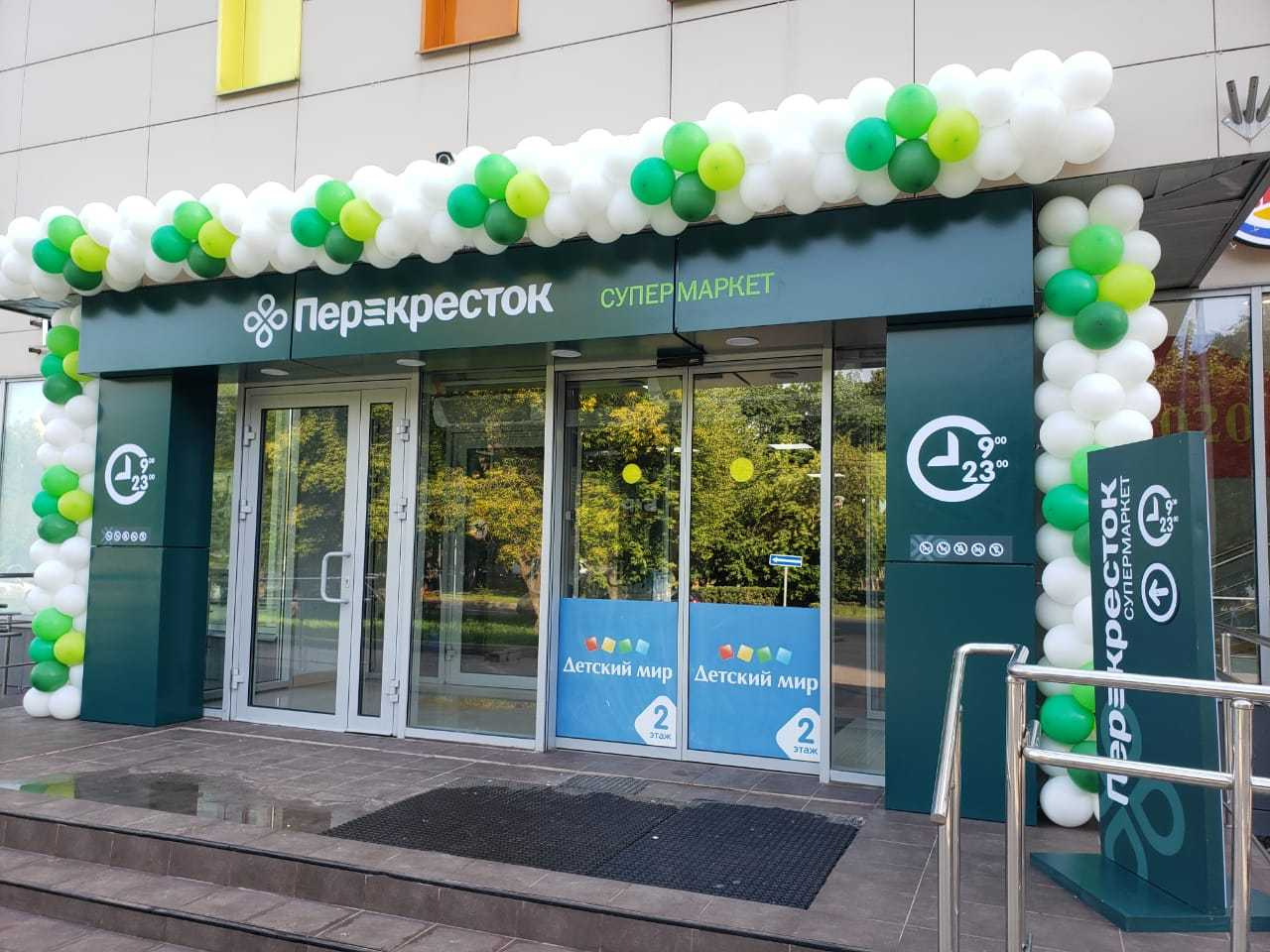 Уличную металлическую дверь с шпоном внутри